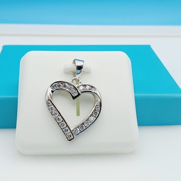 "925 Sterling Silver CZ Beautiful Pendant for Women, 1USPAR4091 - Picture 9 of 11